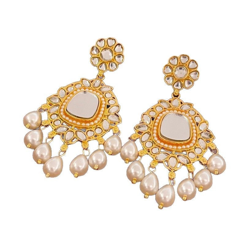 Collana vintage retr¨° con pendente a goccia e perle a pi¨´ strati, set di orecchini con catena per clavicola da sposa