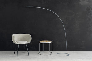 Piantana da Interno a LED in Metallo Titanio