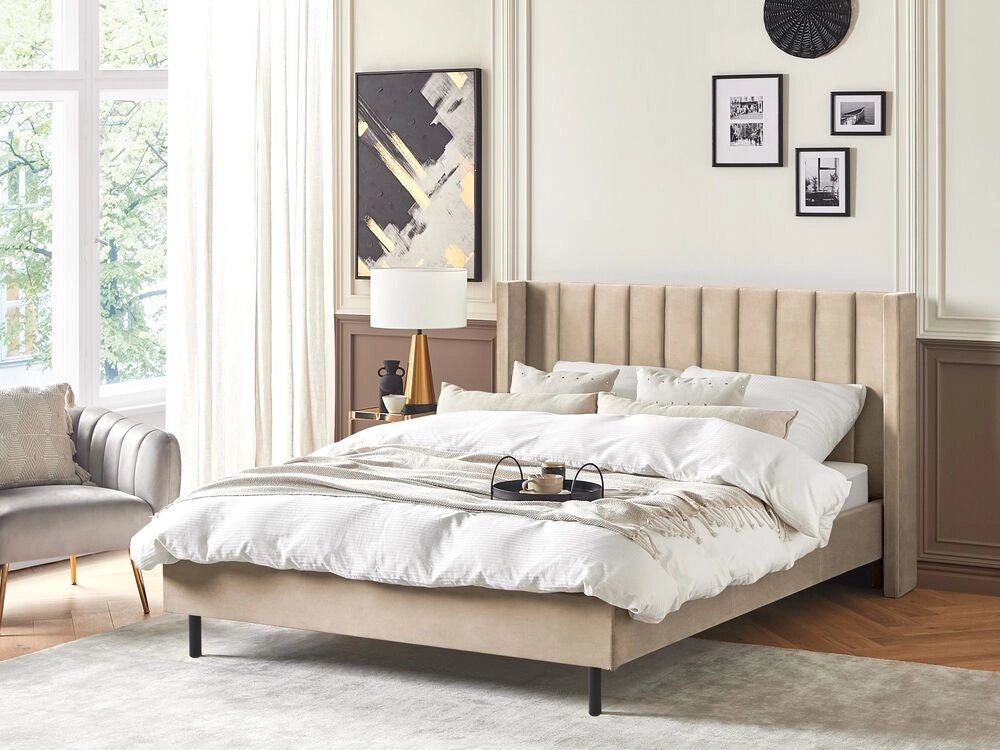 Letto matrimoniale con doghe 160 x 200 cm velluto di colore beige stile glam moderno