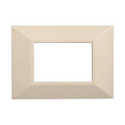 Placca Piramide Serie Moon 3P Colore Sabbia Compatibile Con Bticino Axolute