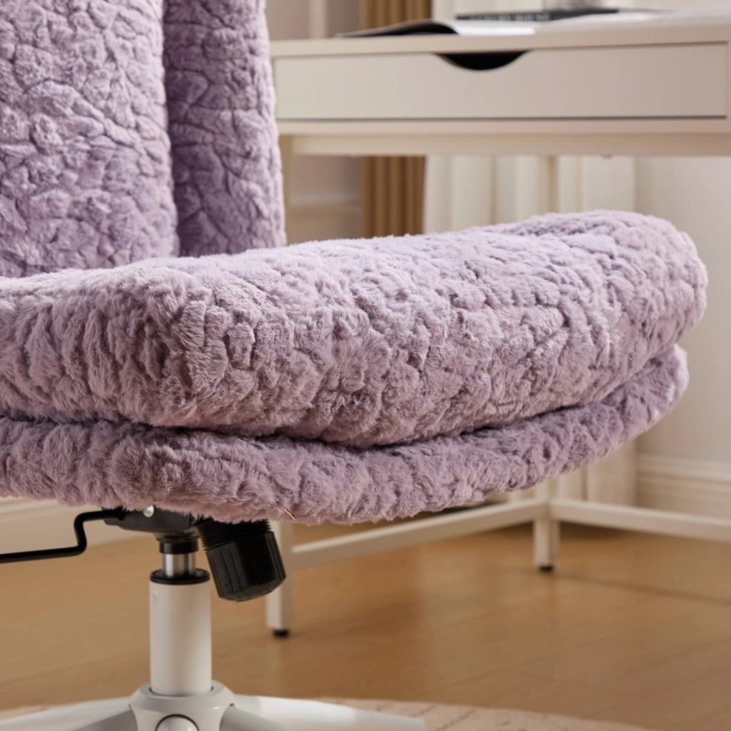 Chaise de bureau girevole con altezza regolabile e inclinazione, seduta ampia in pelliccia sintetica viola