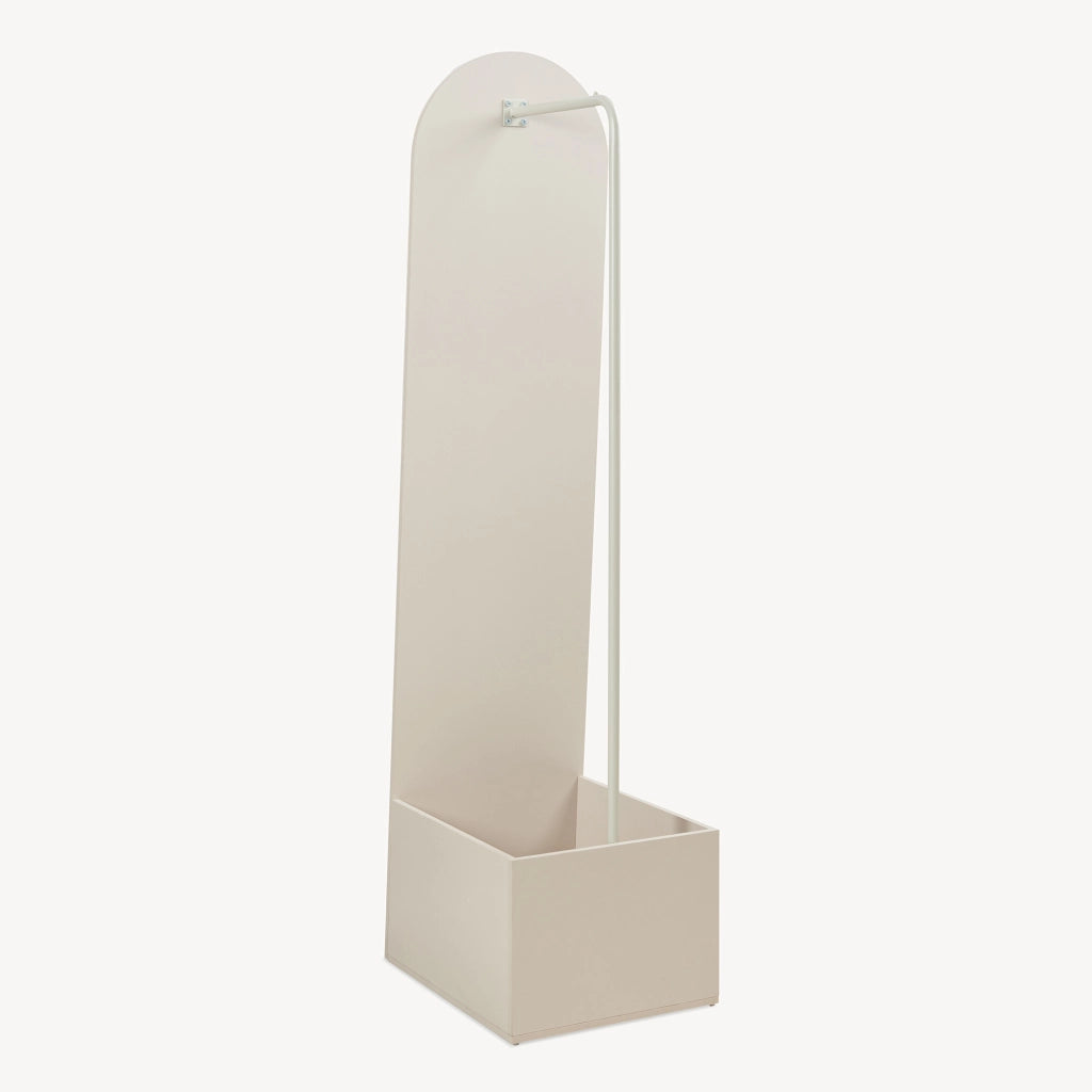 Specchio da Terra Ovale Kuonta con Appendiabiti e Vano Portaoggetti 165x40x51 cm - Avena Oatmeal [en.casa]