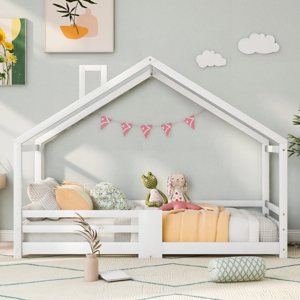 Letto a casa per bambini bianco in legno massello con protezione antiribaltamento 90x200 cm