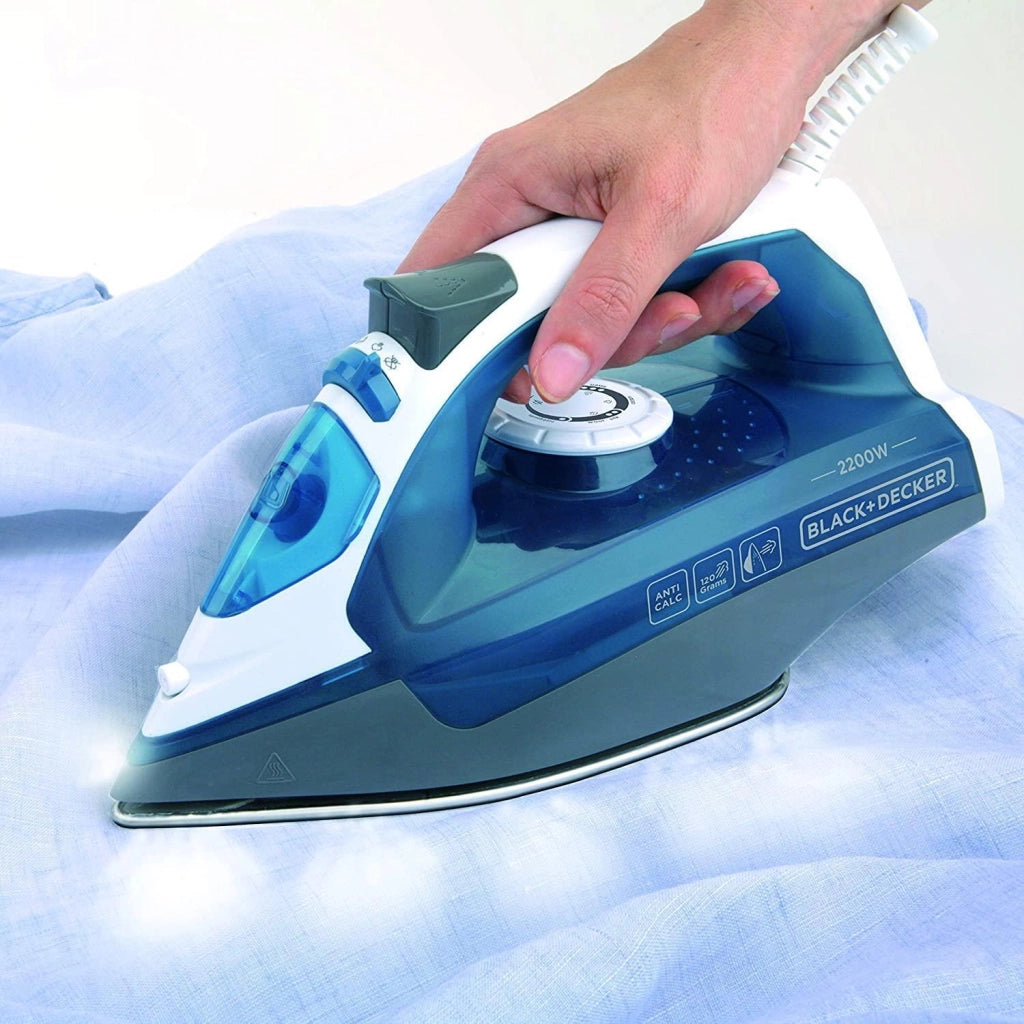 Black & Decker BXIR2200E ferro da stiro Ferro a vapore Acciaio inossidabile 2200 W Nero, Blu, Bianco