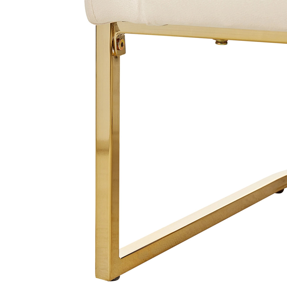 Poltrona Beige chiaro Struttura in metallo dorato Schienale rotondo Stile moderno Glam Soggiorno Camera da letto