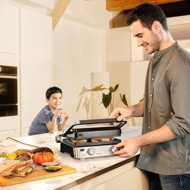 Braun CG 7020 Griglia Elettrica di Contatto 2000 W piastre in ghisa antiaderente PTFE 667 cm² fino a 6 persone colore Nero Acciaio inox