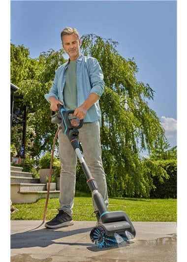 Gardena 14849-20 AquaBrush Spazzola a rullo media per superfici irregolari e fughe materiale setole in nylon duro colore Verde Grigio