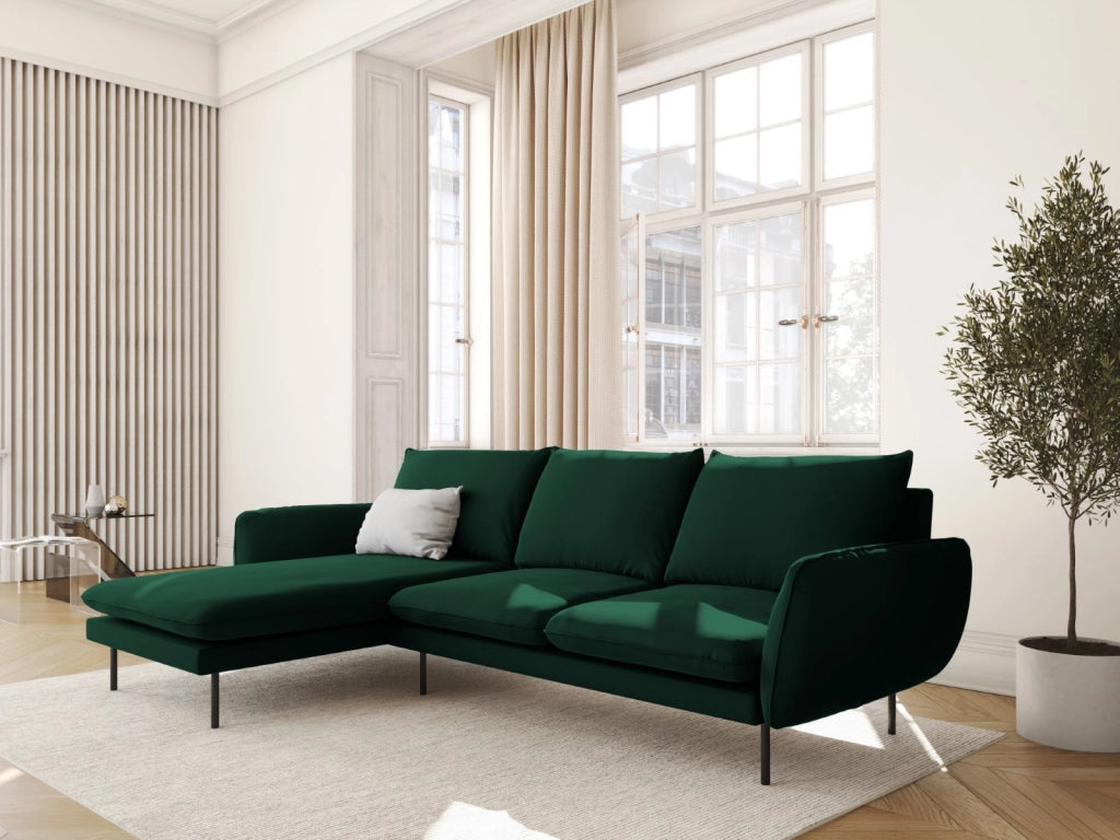 Cosmopolitan Design - Divano angolare sinistro "Vienna" 5 posti in velluto verde bottiglia 