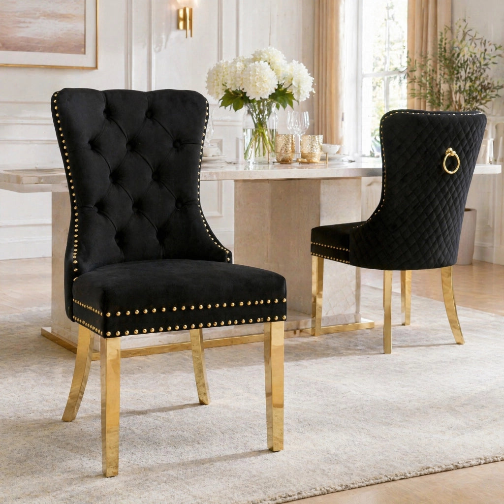 Sedia da pranzo con schienale decorativo e rivetti; 50.5 x 45 x 95 cm; in velluto nero