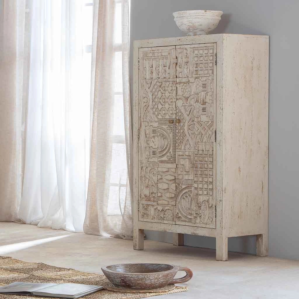 Armadio in legno intagliato artigianalmente a 2 ante beige 78x35x140