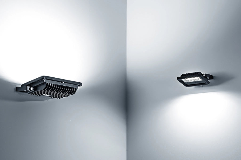Proiettore LED DON 100W IP65 120° 3000K CRI80 IK08 in Alluminio Nero - Rossini Group - Lampada Industriale ad Alta Efficienza Luminosa