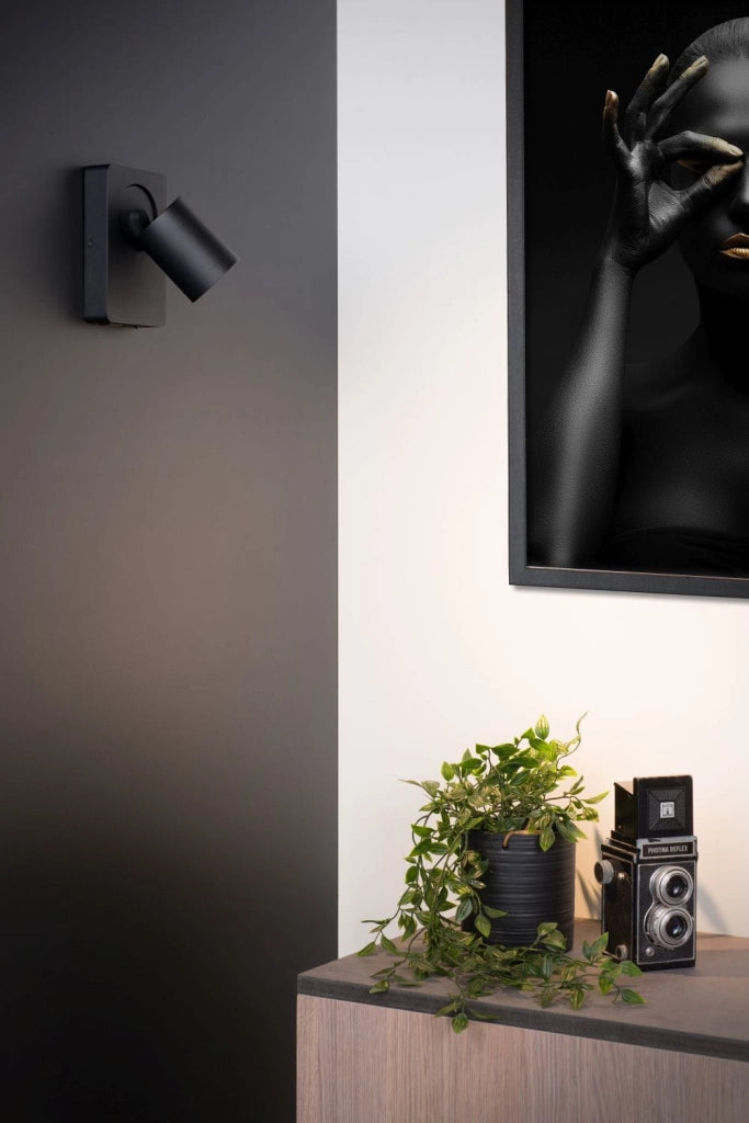 Applique Lucide Nigel nera GU10 5W 3000K dimmer in alluminio