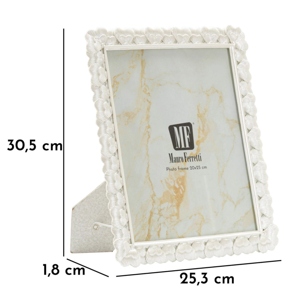 Cornice portafoto Hearty argento con profilo a cuori 20x25 cm
