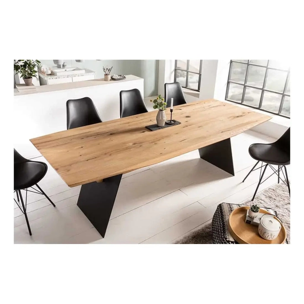 Tavolo da pranzo ZENTOR 200 cm – Piano in rovere selvatico e gambe in metallo nero – Stile industriale di alta gamma
