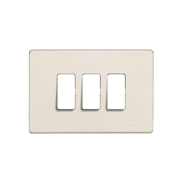 Placca magic 3 moduli Bticino