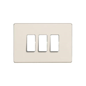 Placca magic 3 moduli Bticino