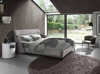 Comodino in legno bianco