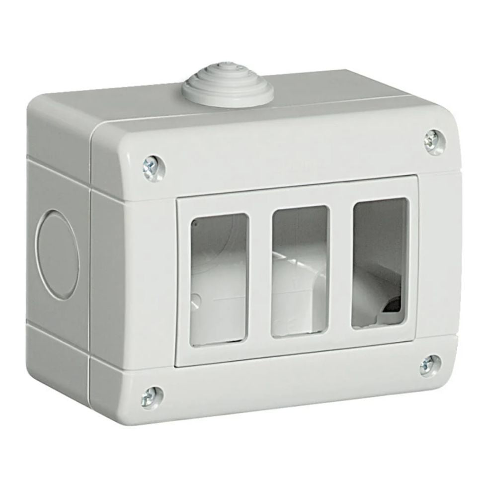 Bticino Custodia magic idrobox 3 posti