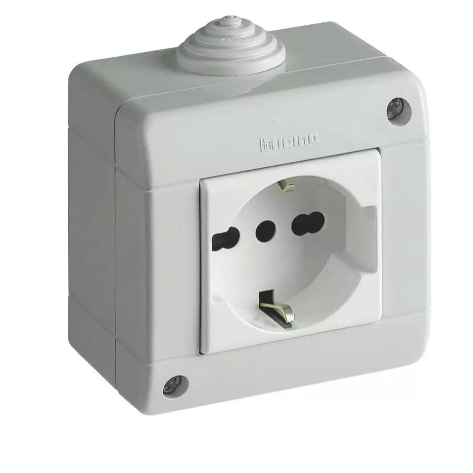 Presa Schuko bipasso in custodia IP40
