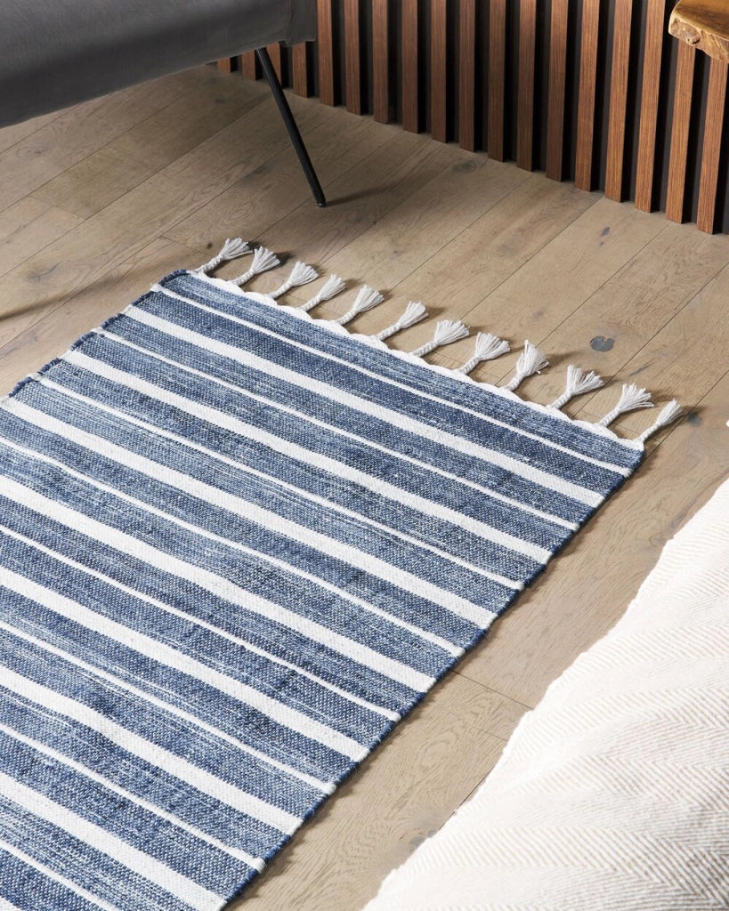 Tappeto blu 80 x 150 cm per soggiorno e camera da letto con frange a righe