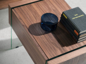 Comodino in noce e vetro temperato