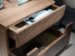 Comodino in noce e acciaio lucido con illuminazione interna