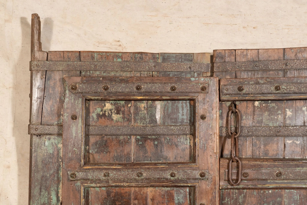 Biscottini Porta portone in legno massello e ferro da interno o da esterno vecchia e antica medievale scorrevole