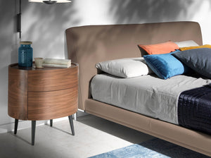 Comodino in noce e acciaio nero