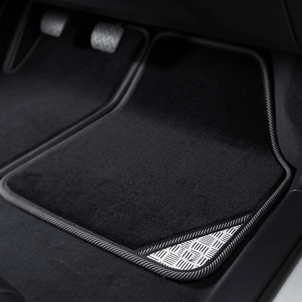 Set di tappetini per auto universali 4 pezzi in PVC floccato 42×57cm Nero Avizar