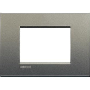 Bticino Living Light placca quadra 3 moduli