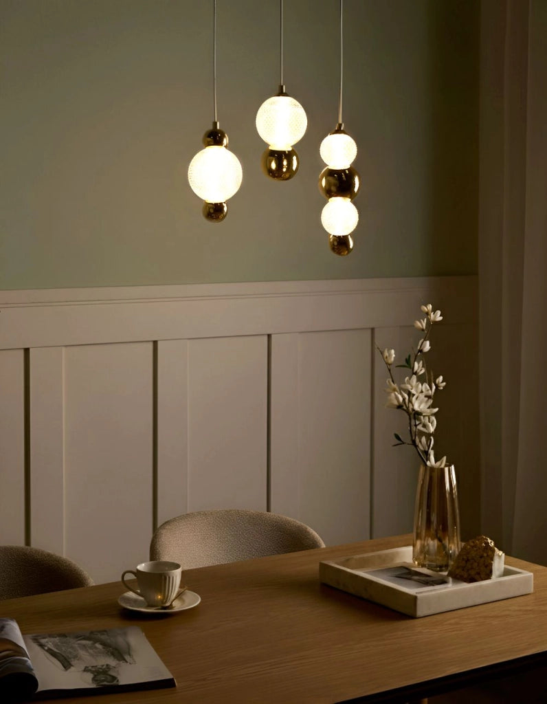 Lampada da parete a LED con paralume in vetro e base in metallo stile glamour oro