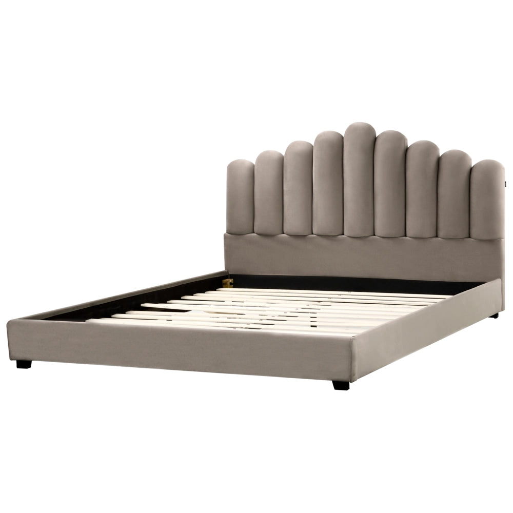 Letto matrimoniale velluto tortora 180 x 200 cm testata alta a conchiglia stile retrò