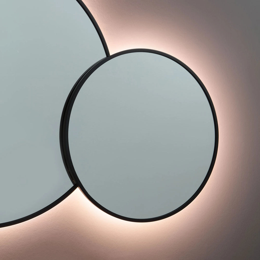 Specchio rotondo con bordo nero e led