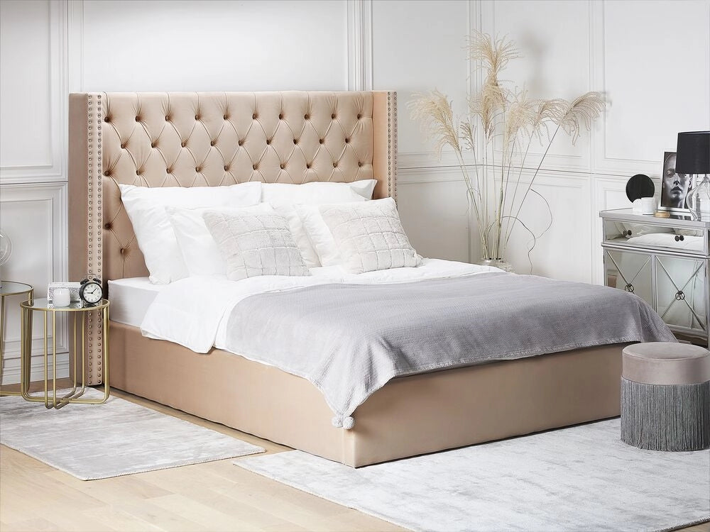 Letto con contenitore in velluto beige imbottito con testiera alta 18 m Super King Size