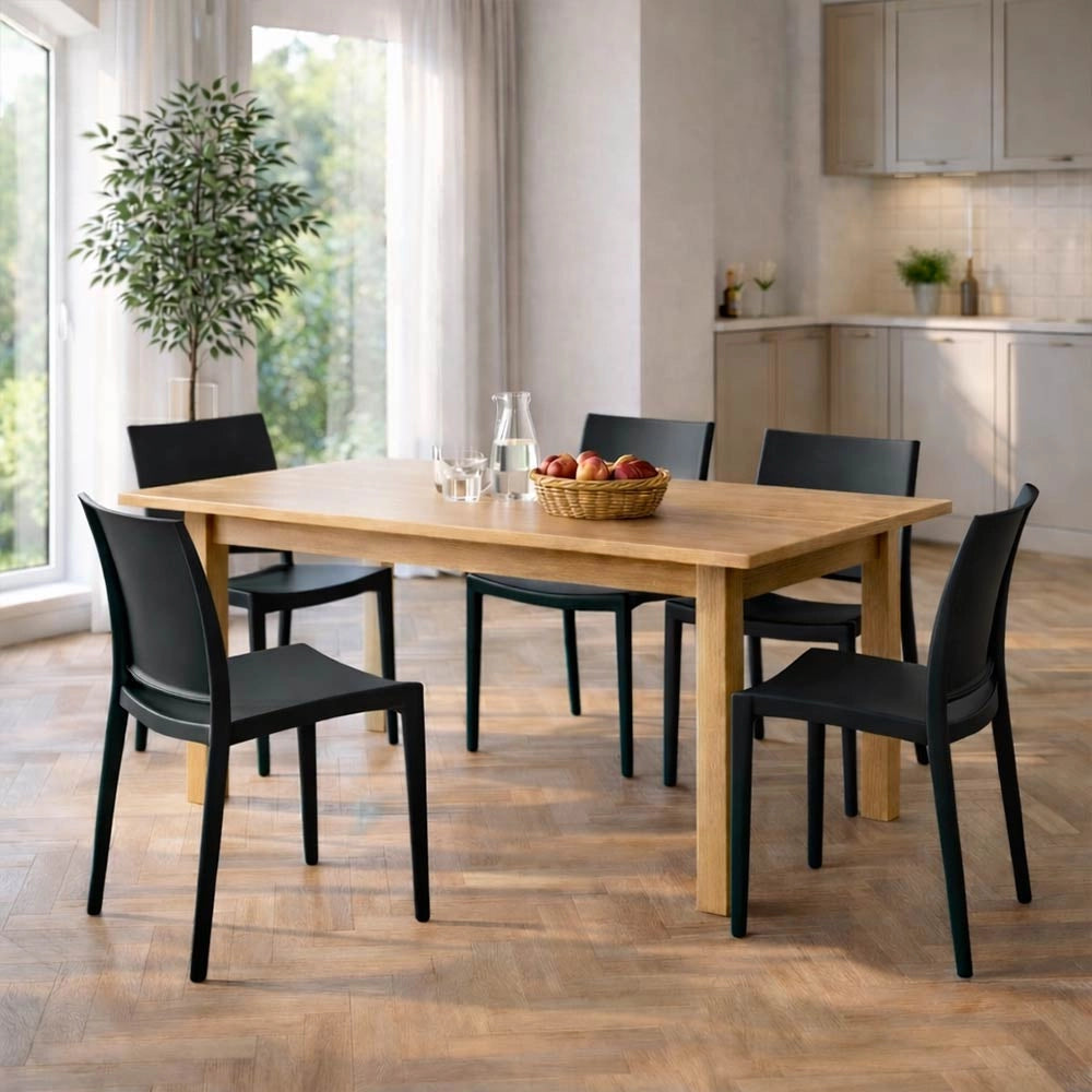 Sedia altea in plastica colore nero modello confort