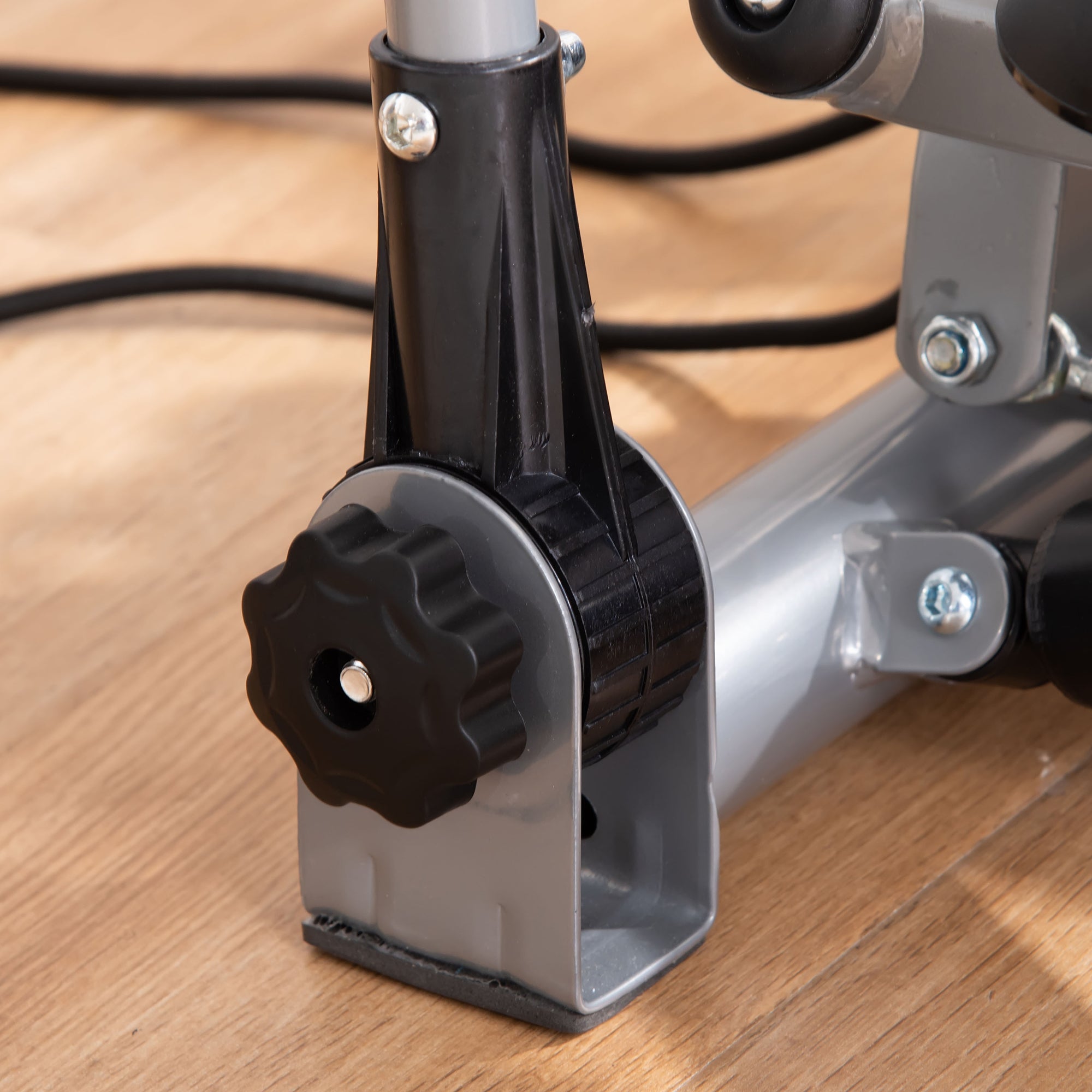 Stepper Fitness 54x40x135 cm con Maniglia e Monitor LCD in Acciaio Argento