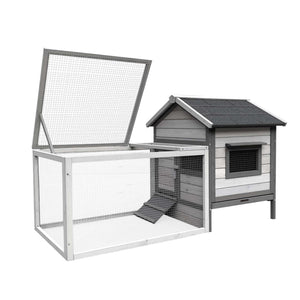 Conigliera in legno grigio chiaro 146x75x83cm con recinto e vassoio estraibile per la pulizia