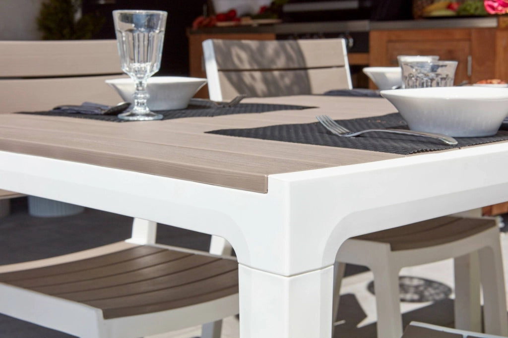 Tavolo da esterno Innisfail, Base per picnic, Piano da pranzo da giardino, Banco outdoor multiuso, 160x90 h74 cm, Bianco e Tortora
