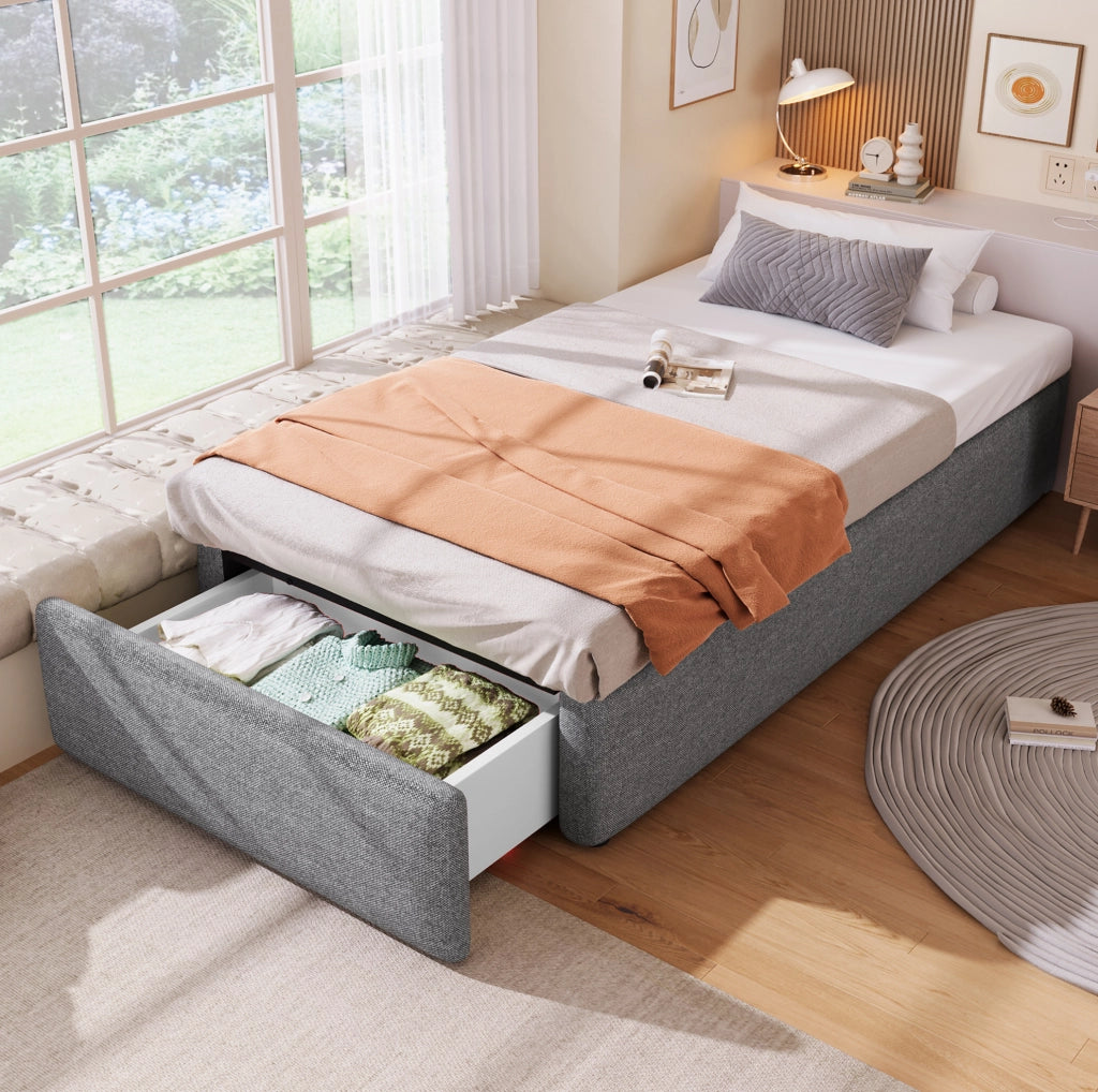 Letto imbottito 203x92x31 cm con contenitore idraulico e cassetto; rivestimento in cotone e lino grigio