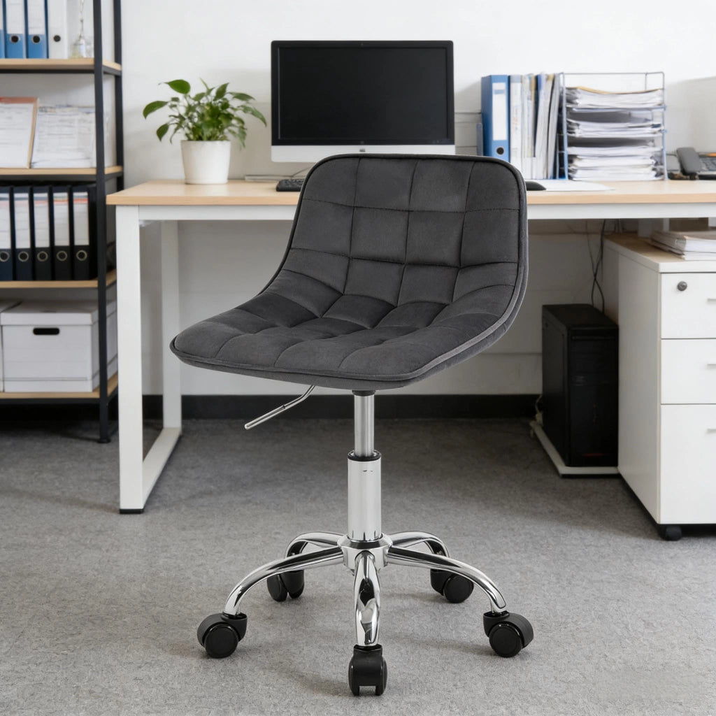 Sedia da ufficio girevole con altezza regolabile design ergonomico con ruote e base a 5 razze in velluto grigio scuro
