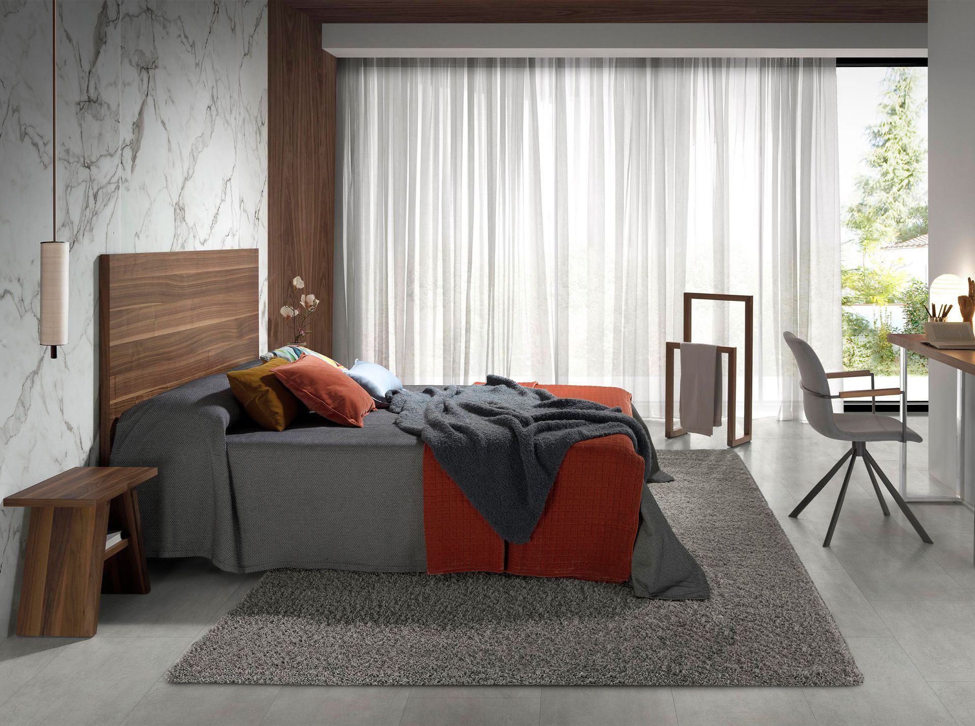 Comodino in legno di pino