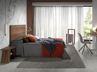 Comodino in legno di pino