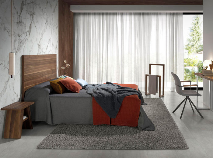 Comodino in legno di pino