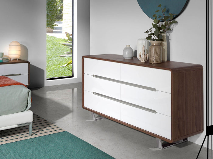 Cassettiera in legno bianco, noce e acciaio cromato