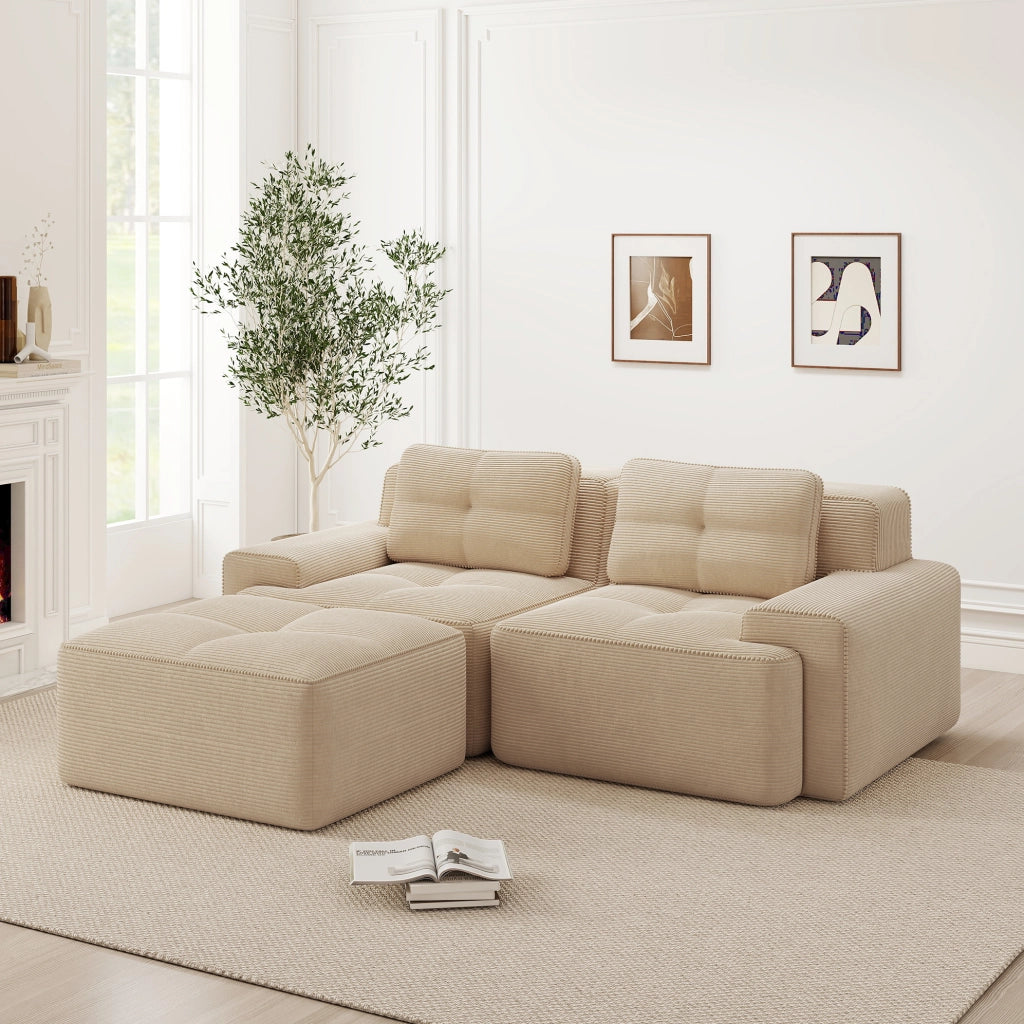 Divano modulare con seduta profonda; schienale curvo in corduroy beige