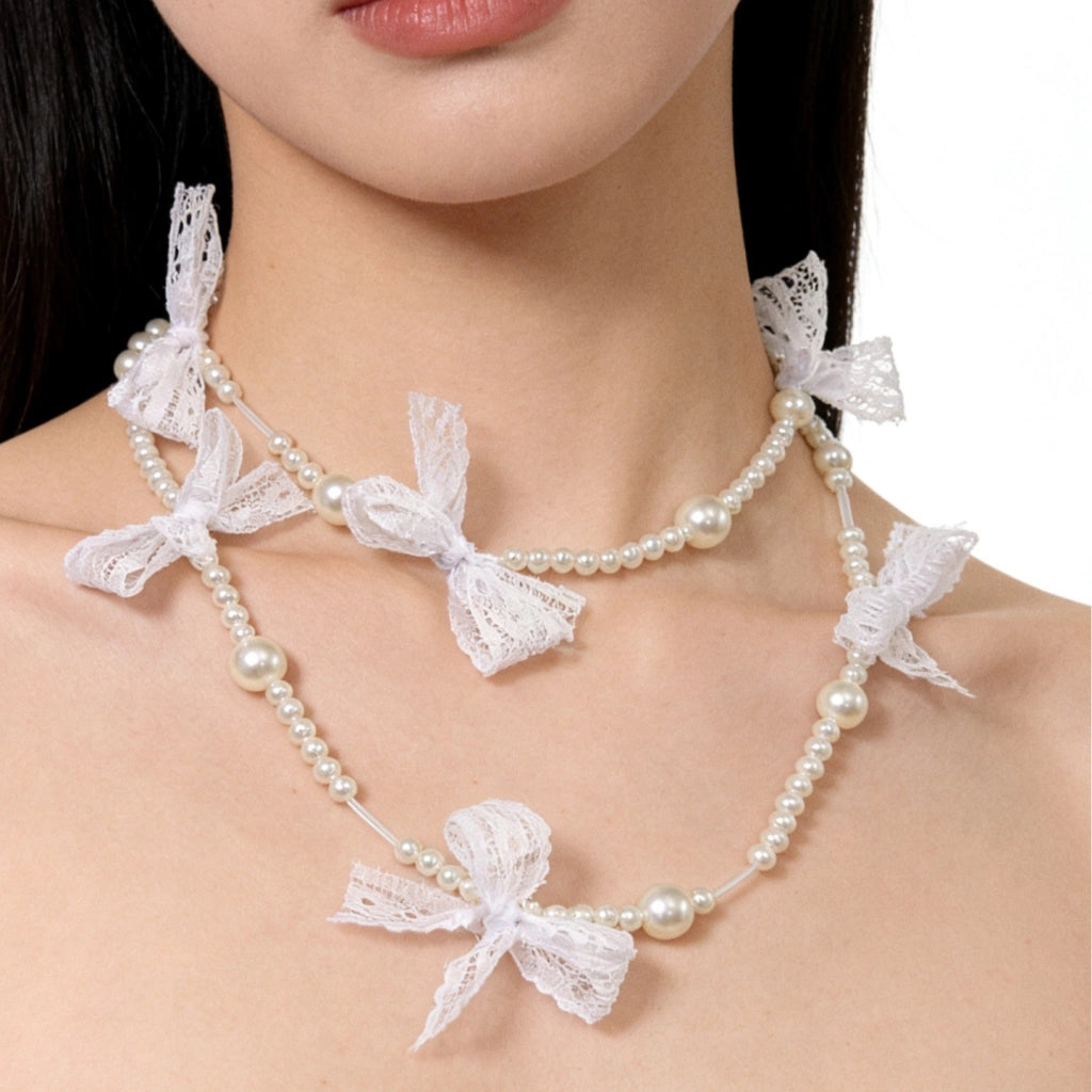 Collana di lusso con fiocco in pizzo e perle