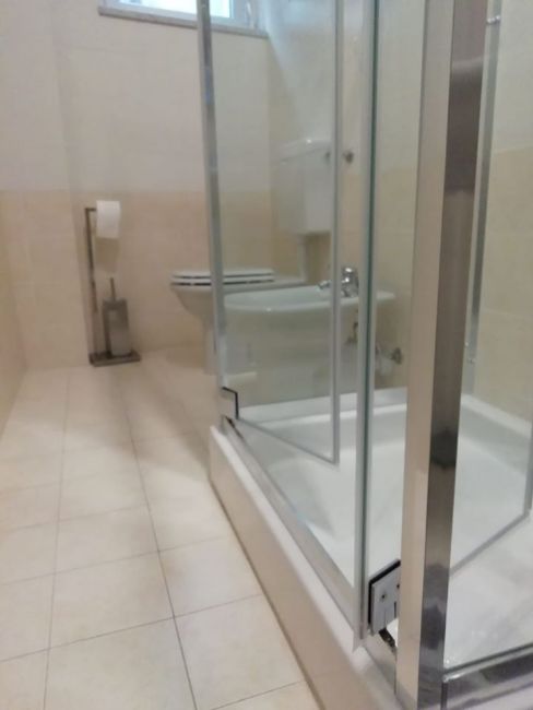 Box doccia Cristallo 6 mm 3 lati - Due Fissi piu' porta Saloon Trasparente - Misura: 70 x 110 x 70 x190h