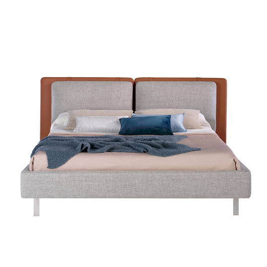 Letto in similpelle marrone e tessuto grigio