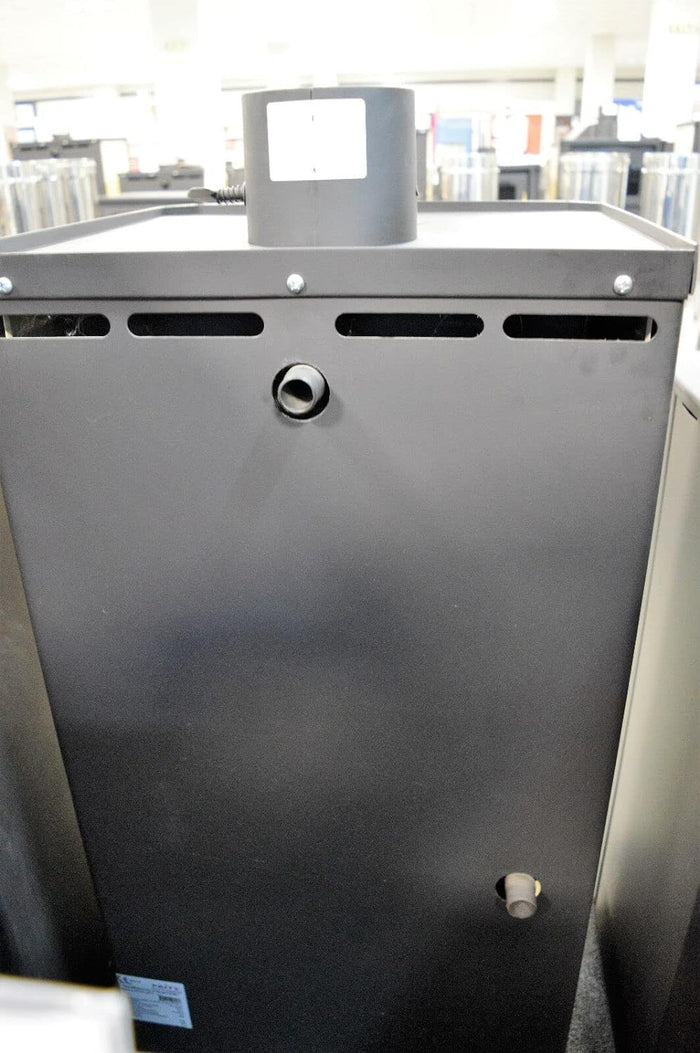 Stufa a legna per impianto di riscaldamento centralizzato. Peccato S3W13. 13 + 5kw Potenza di riscaldamento