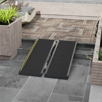 Easycomfort Rampa per Sedia a Rotelle Pieghevole in Alluminio con Deflettori e Adesivi, 122x73.6x5.1 cm, Nero